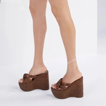 בראון ארוגים טריז סנדלי הבוהן ציוץ להחליק על אופנה סקסית הרומן סגנון 2023 קיץ גדול גודל מזדמן אישה נעלי Zapatillas Mujer
