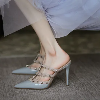 יוקרה חדש קיץ נעל סנדלים רומי אופנה של נשים חוצות נעלי בית קלאסי של נשים מעור מסמרת עקבים גבוהים 33-41